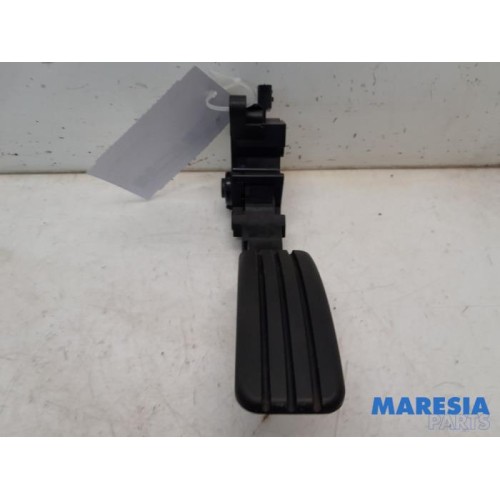Renault - Megane - Gaspedaalpositie Sensor
