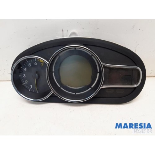 Renault - Megane - Instrumentenpaneel