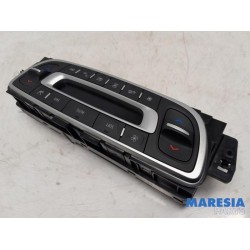 Renault - Megane - Heater control panel
