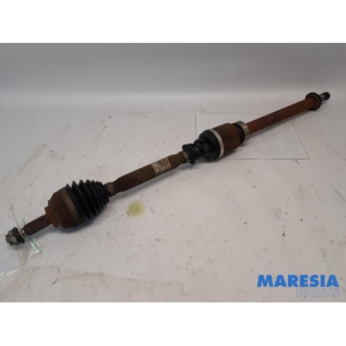 Renault - Clio - Front drive shaft, right