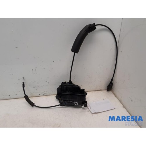 Renault - Megane - Door lock mechanism 2-door, right