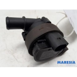 Renault - Megane - Additional water pump