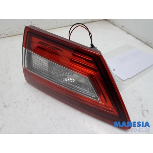Renault - Clio - Taillight, right