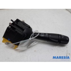 Renault - Clio - Indicator switch