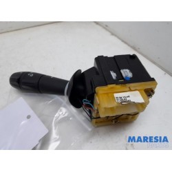 Renault - Clio - Wiper switch