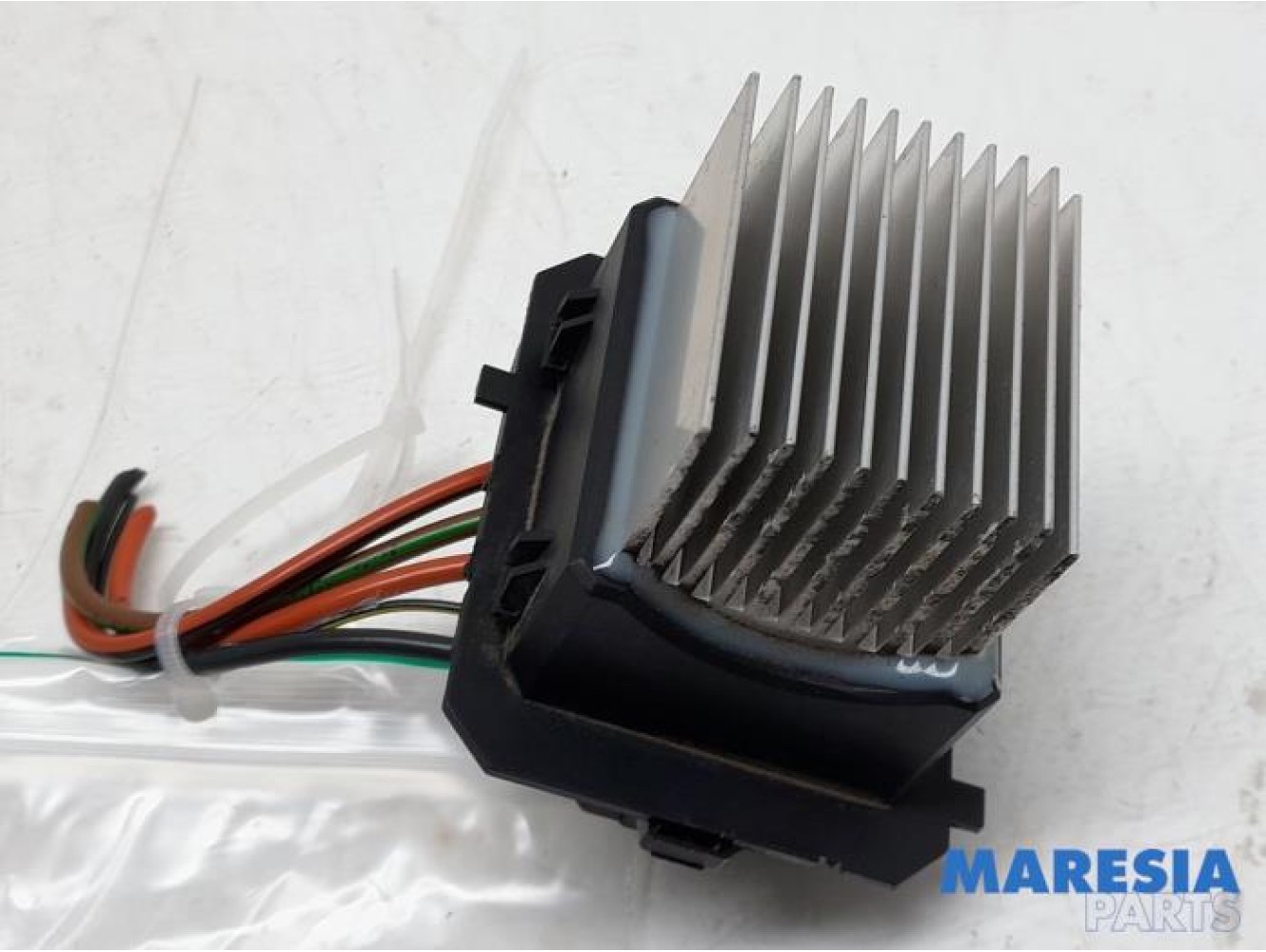 Renault - Clio - Heater resistor