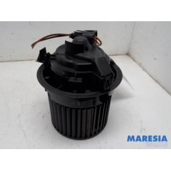 Renault - Clio - Heating and ventilation fan motor