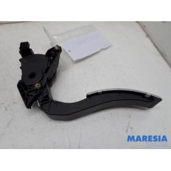 Renault - Clio - Accelerator pedal