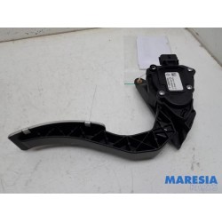Renault - Clio - Accelerator pedal