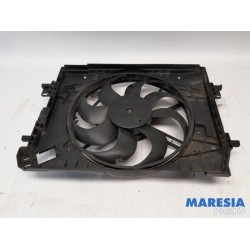 Renault - Clio - Fan motor