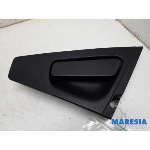 Renault - Clio - Rear door handle 4-door, right