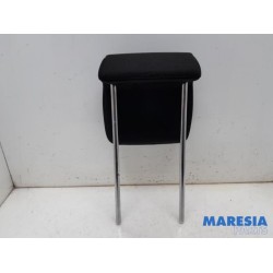 Peugeot - 5008 - Headrest