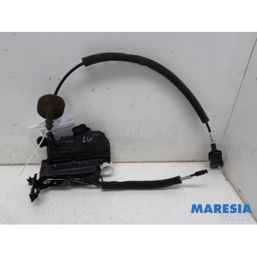 Renault - Clio - Door lock mechanism 4-door, front left