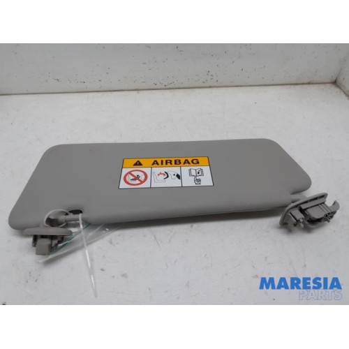 Renault - Clio - Sun visor