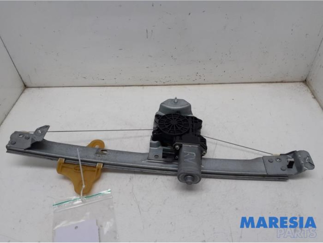 Renault - Clio - Window mechanism 4-door, front right