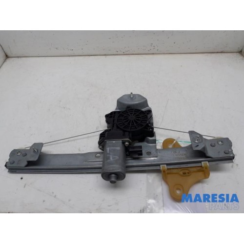 Renault - Clio - Rear door window mechanism 4-door, left
