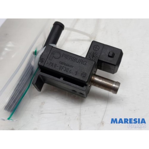Renault - Clio - Turbo pressure regulator