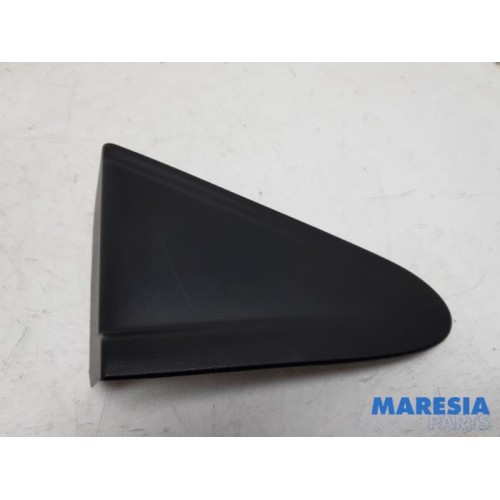 Renault - Clio - A-stijl Afdekkap rechts