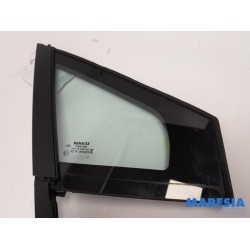 Renault - Clio - Quarter light, front right