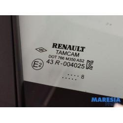 Renault - Clio - Quarter light, front right