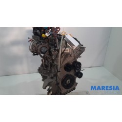 Renault - Clio - Engine