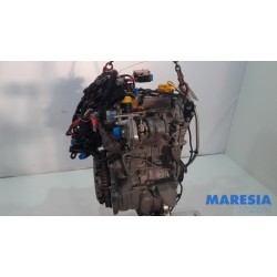 Renault - Clio - Engine