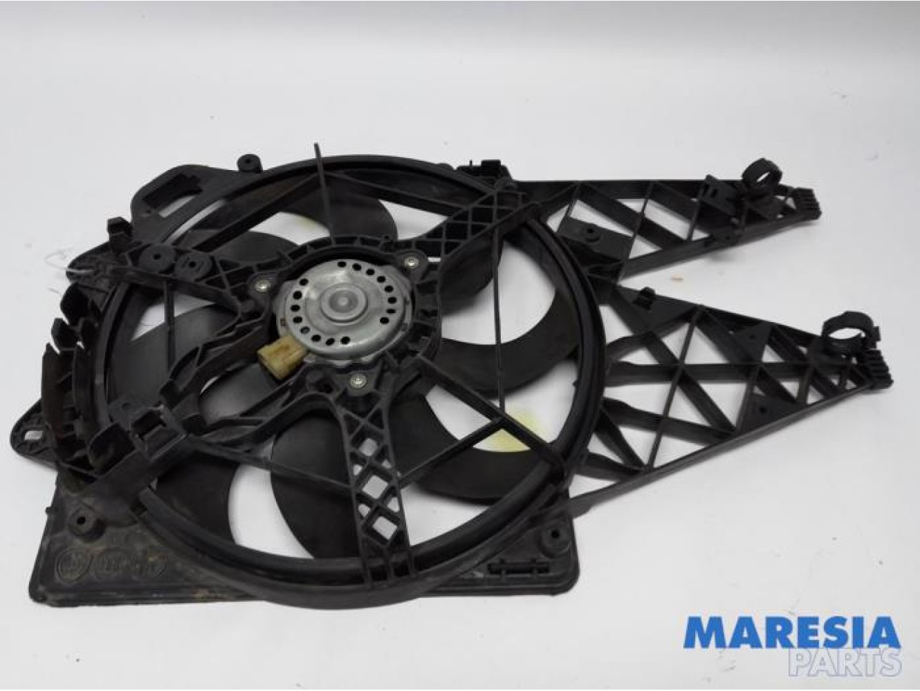 Fiat - Doblo - Fan motor