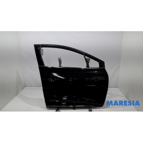 Renault - Clio - Front door 4-door, right