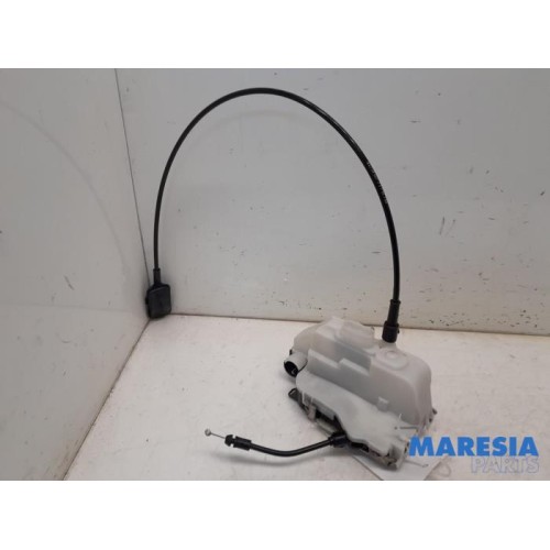 Renault - Grand Scenic - Front door lock mechanism 4-door, right