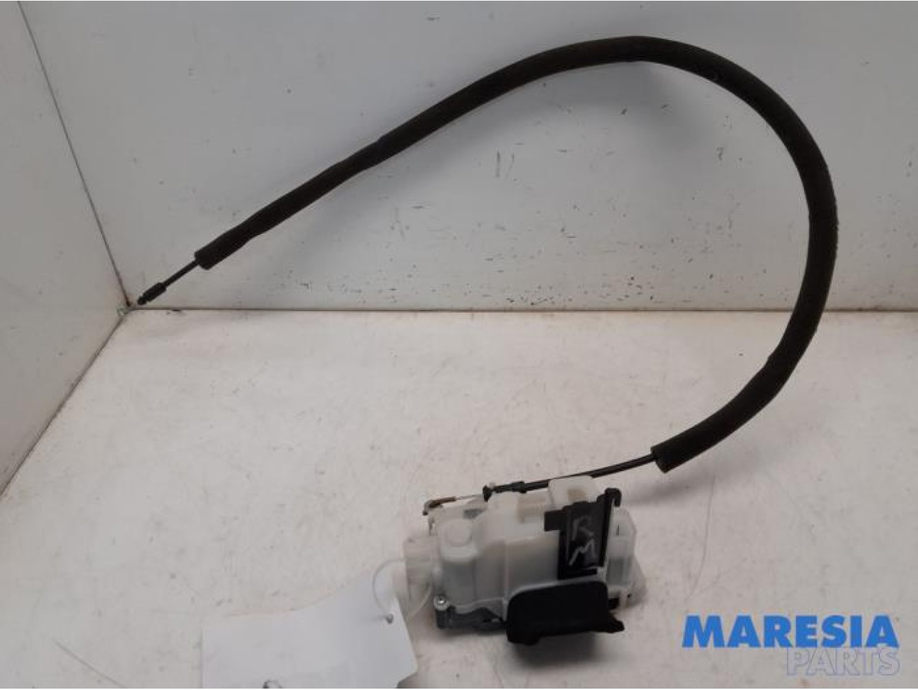 Fiat - Doblo - Sliding door lock mechanism, right