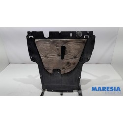 Renault - Clio - Engine protection panel