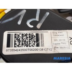 Fiat - Doblo - Front seatbelt, right