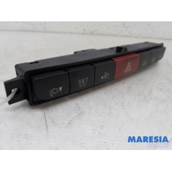 Fiat - Doblo - Panic lighting switch