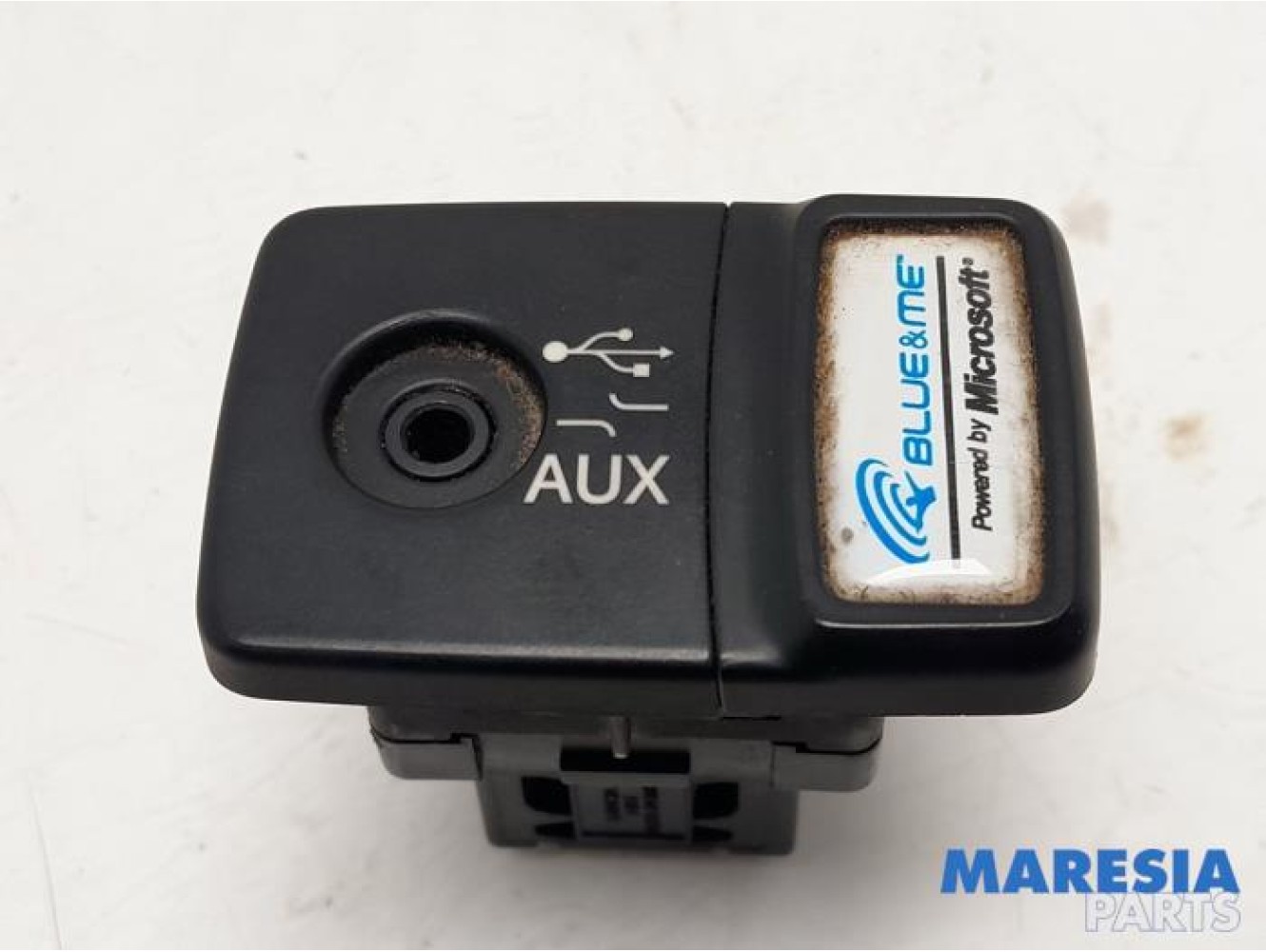 Fiat - Doblo - AUX/USB aansluiting