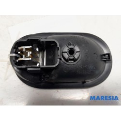 Renault - Grand Scenic - Door handle 4-door, front left