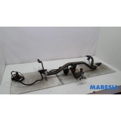 Peugeot - 5008 - Towbar