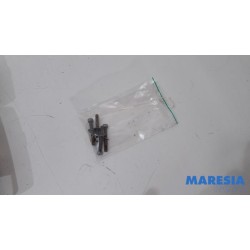 Peugeot - 5008 - Dakdrager set