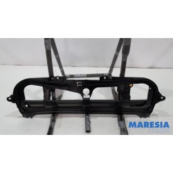 Peugeot - 5008 - Sliding headliner mechanism