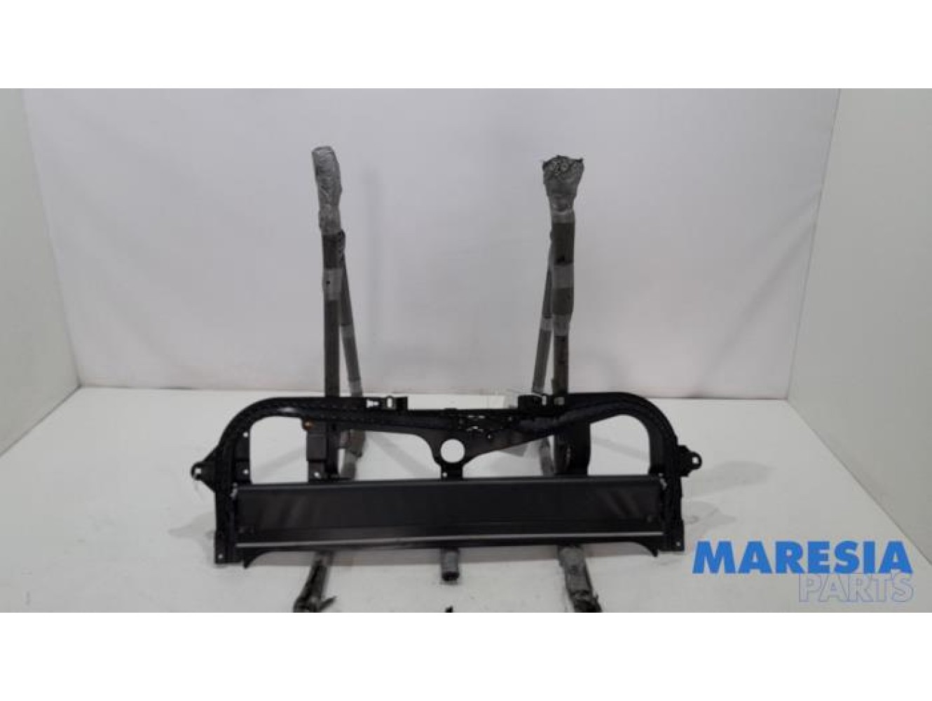 Peugeot - 5008 - Sliding headliner mechanism