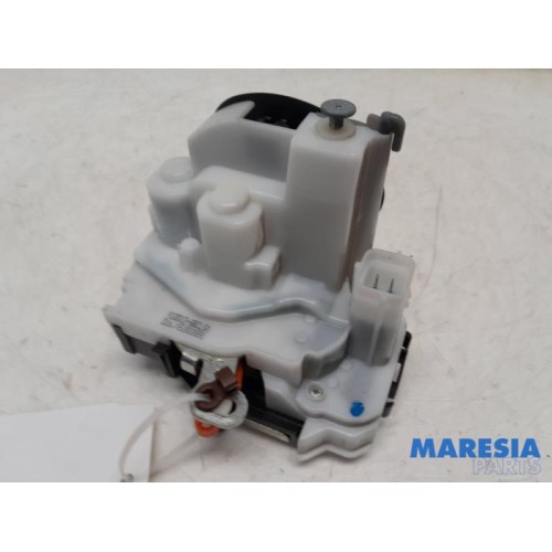 Fiat - Doblo - Sliding door lock mechanism, left