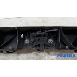 Renault - ZOE - Lock plate