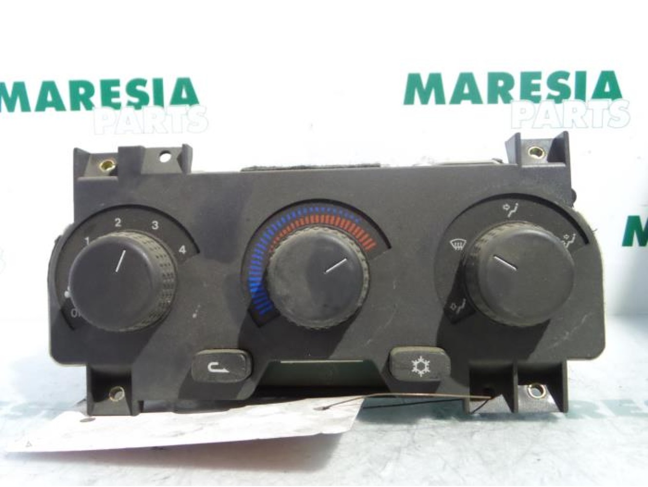 Alfa Romeo - GTV - Heater control panel