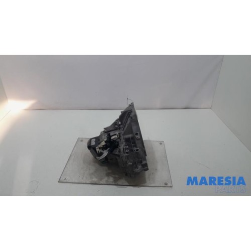 Renault - Clio - Gearbox