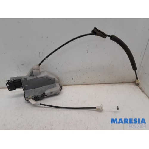 Peugeot - 5008 - Rear door lock mechanism 4-door, left