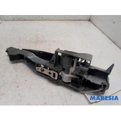 Peugeot - 5008 - Front door handle 4-door, right