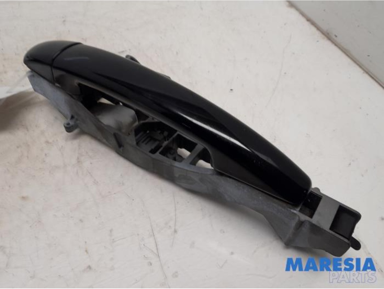 Peugeot - 5008 - Front door handle 4-door, right