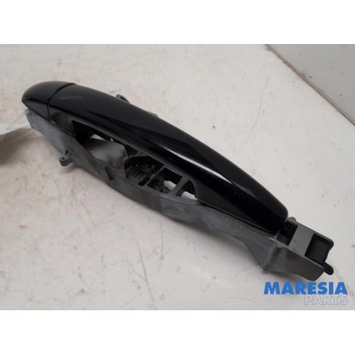 Peugeot - 5008 - Front door handle 4-door, right
