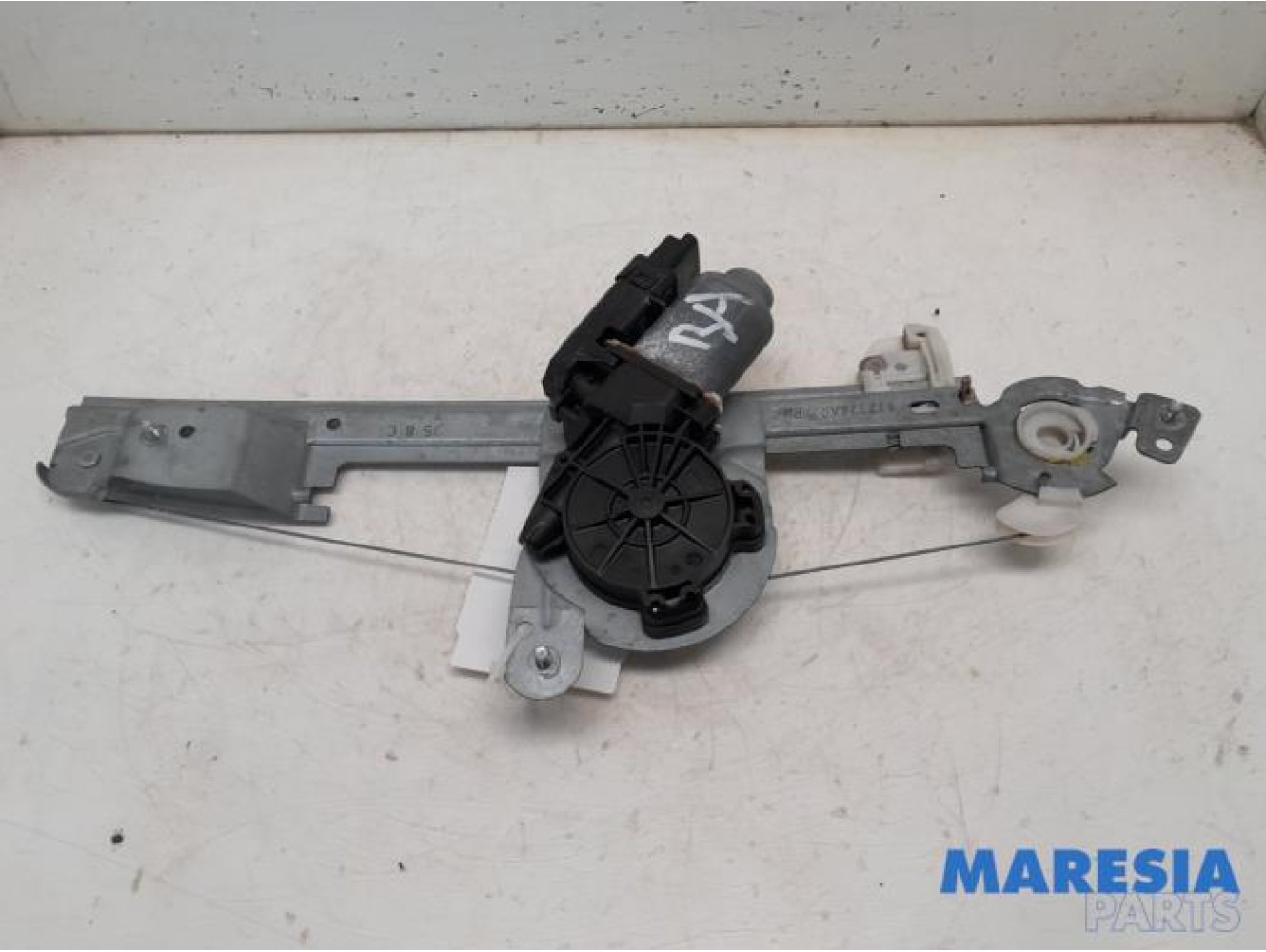 Renault - Grand Scenic - Rear door window mechanism 4-door, right