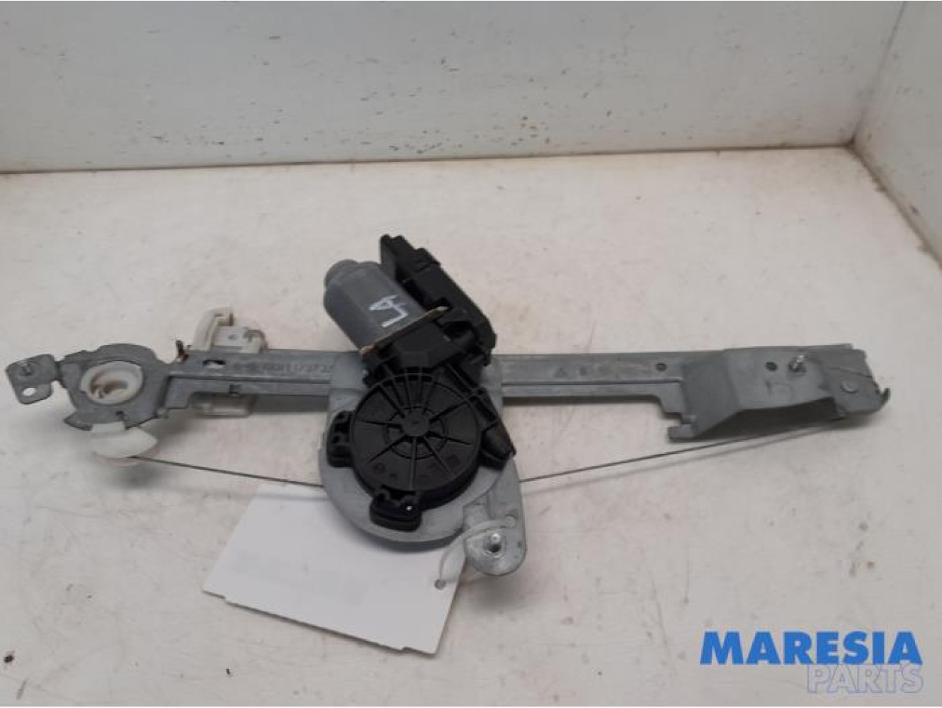 Renault - Grand Scenic - Rear door window mechanism 4-door, left