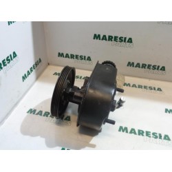 Renault - Megane Scenic - Power steering pump